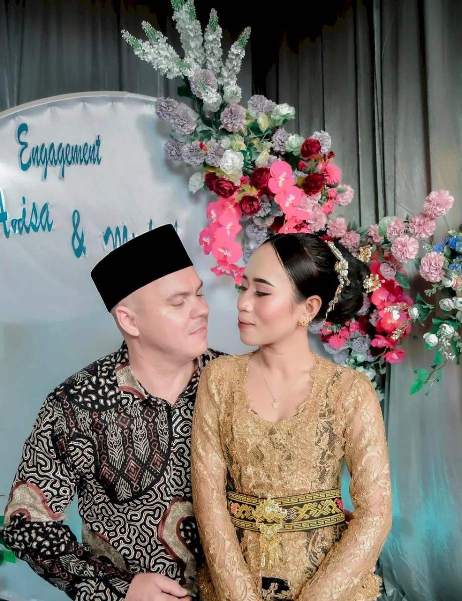 anisa mic_4